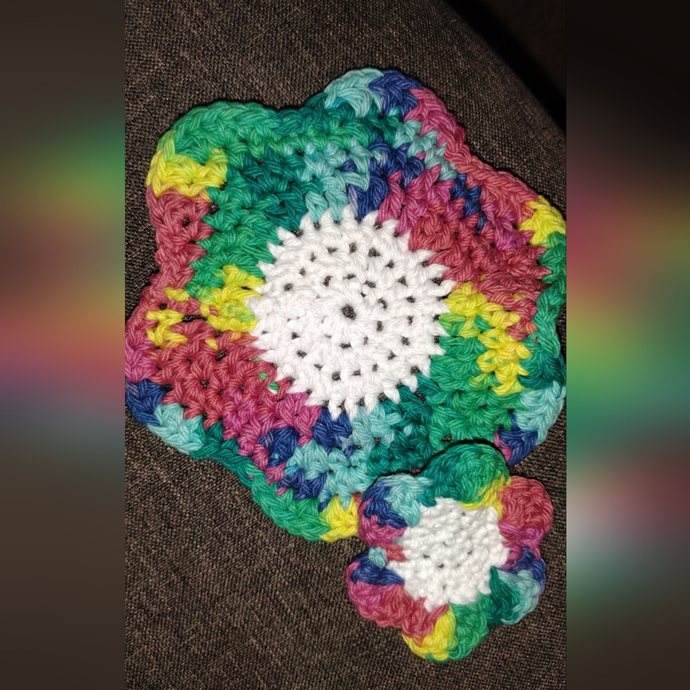 Crochet wash cloth and face scrubby